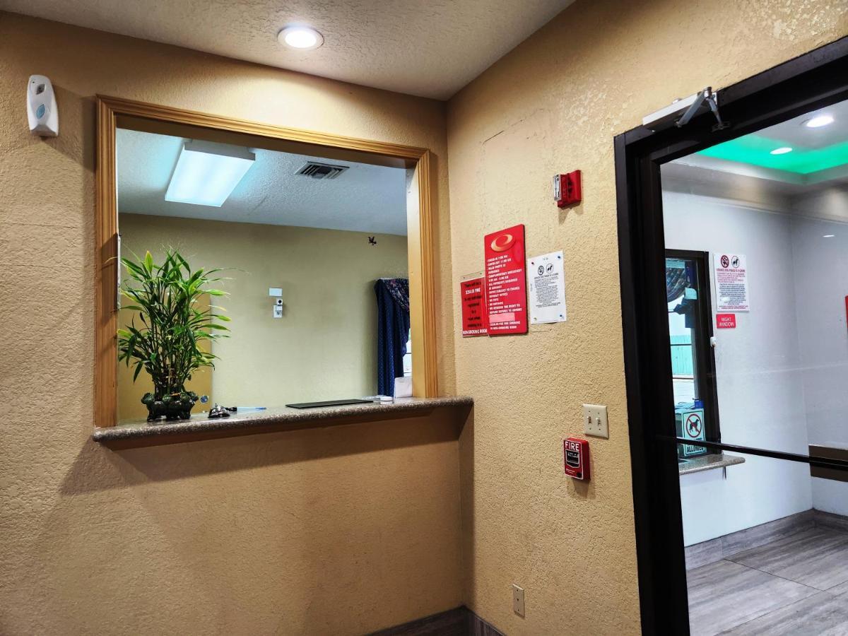 Express Hobby Airport Motel
